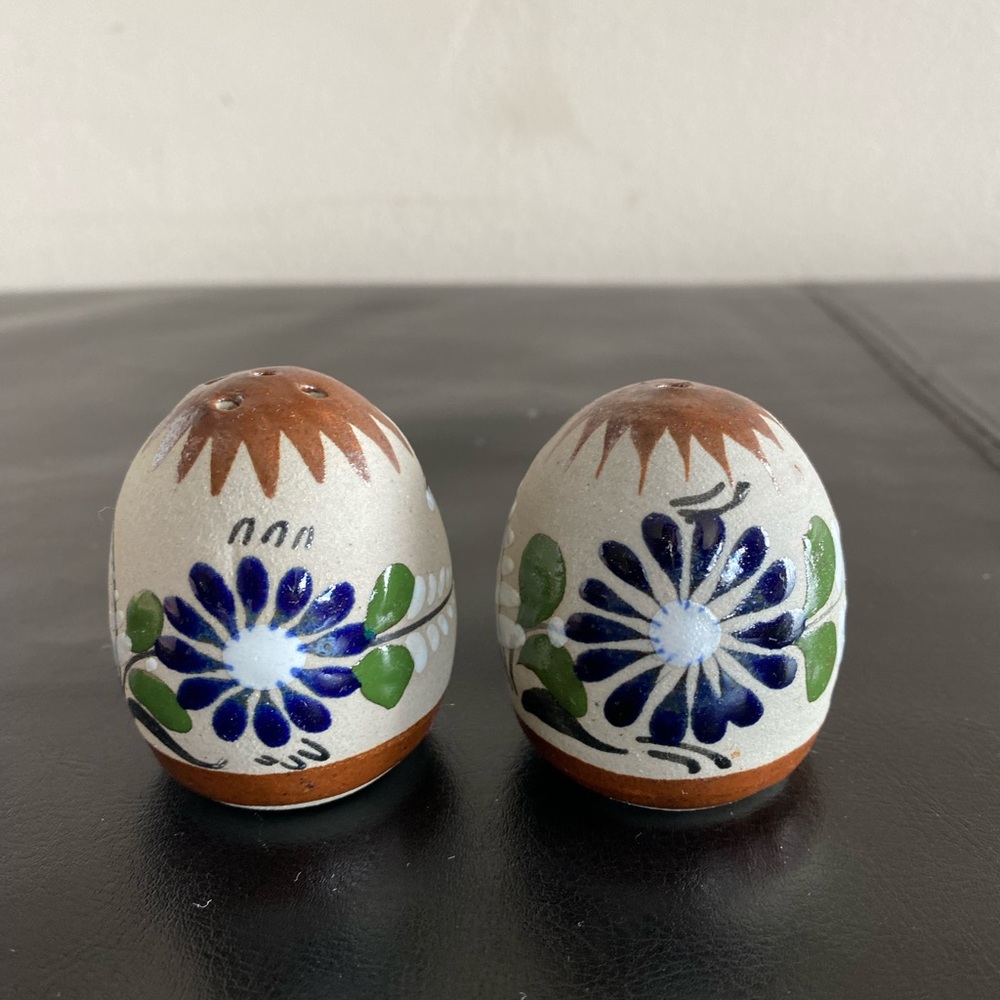 Tonala Mexico salt & pepper shaker